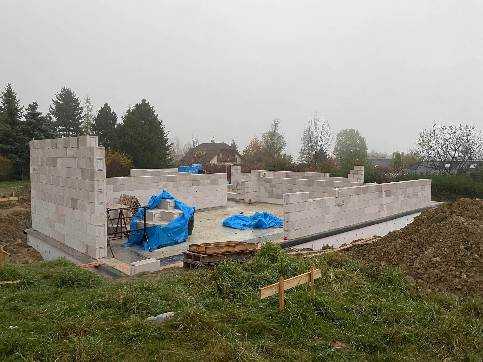 Výstavba domu - Před